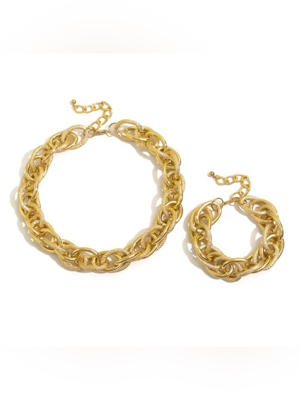 NEW! 2 pcs Elegant Gold Chunky Link Necklace and Bracelet Set. A2-78 - Picture 5 of 7